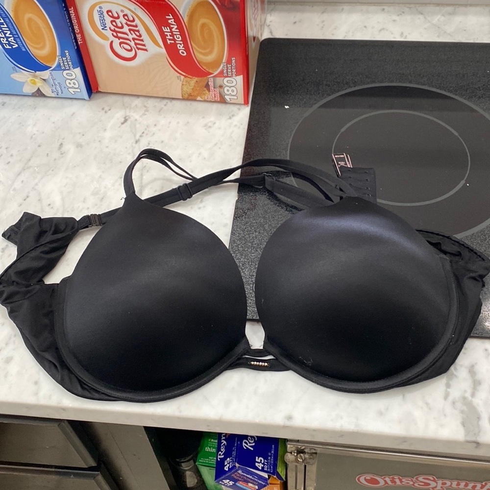 Victoria’s Secret 40C extra push-up Wear regular or Crisscross